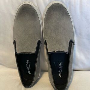 Reduced! $22 Kenneth Cole Reaction Woman’s Grey Suede Slip-on Shoes Size 7